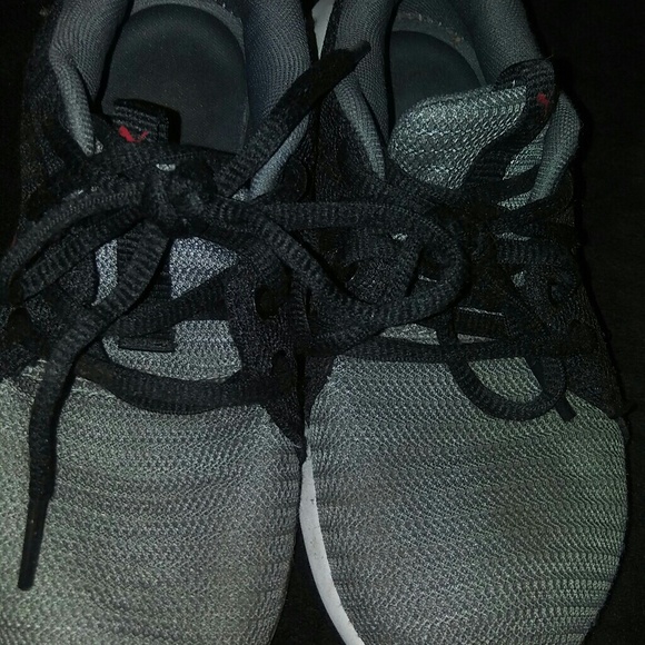 Puma sneakers - Picture 2 of 3